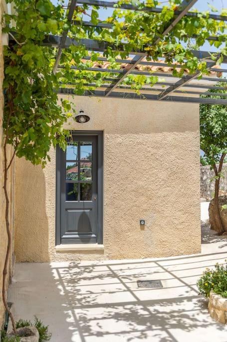 Villa Aiolia Kondoyenádha Dış mekan fotoğraf