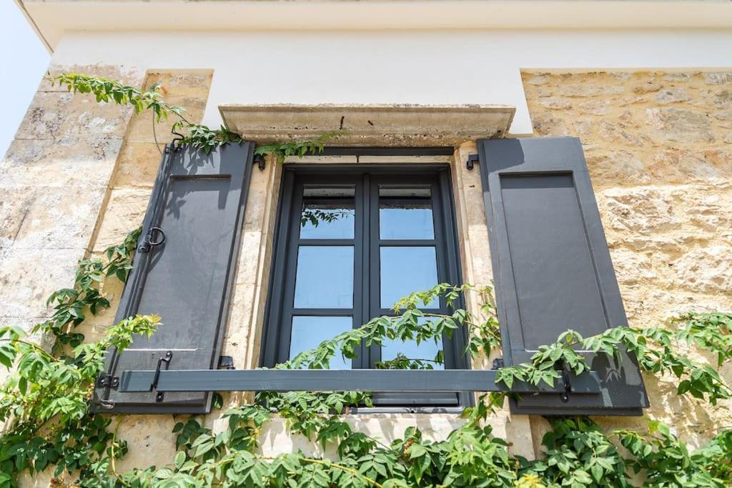 Villa Aiolia Kondoyenádha Dış mekan fotoğraf